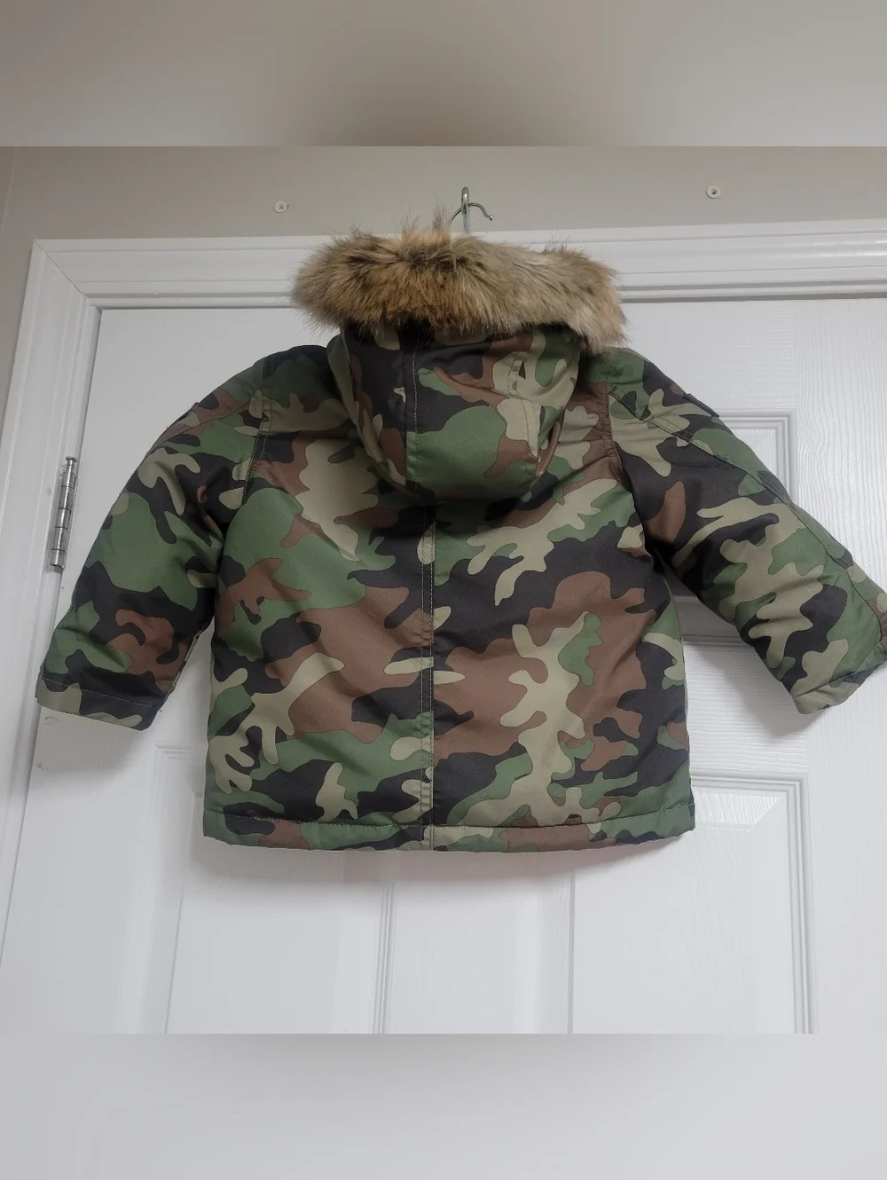 Polo Ralph Lauren Little Boys Camo Down Parka Size 2/2T.